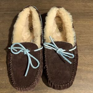 New UGG Dakota Slippers